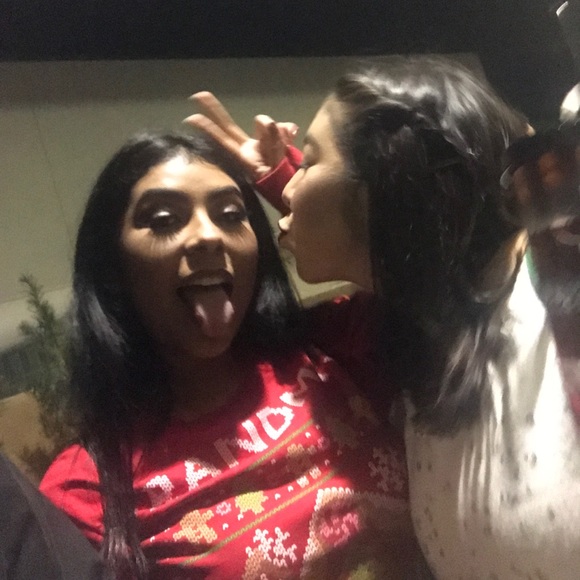 Meet your Posher, Samantha - Picture 1 of 1